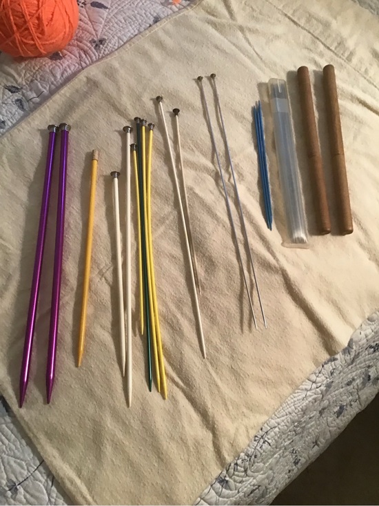 Assorted Other - Assorted Metal and Wood Knitting Needles Set - Multi-Color with yarn
